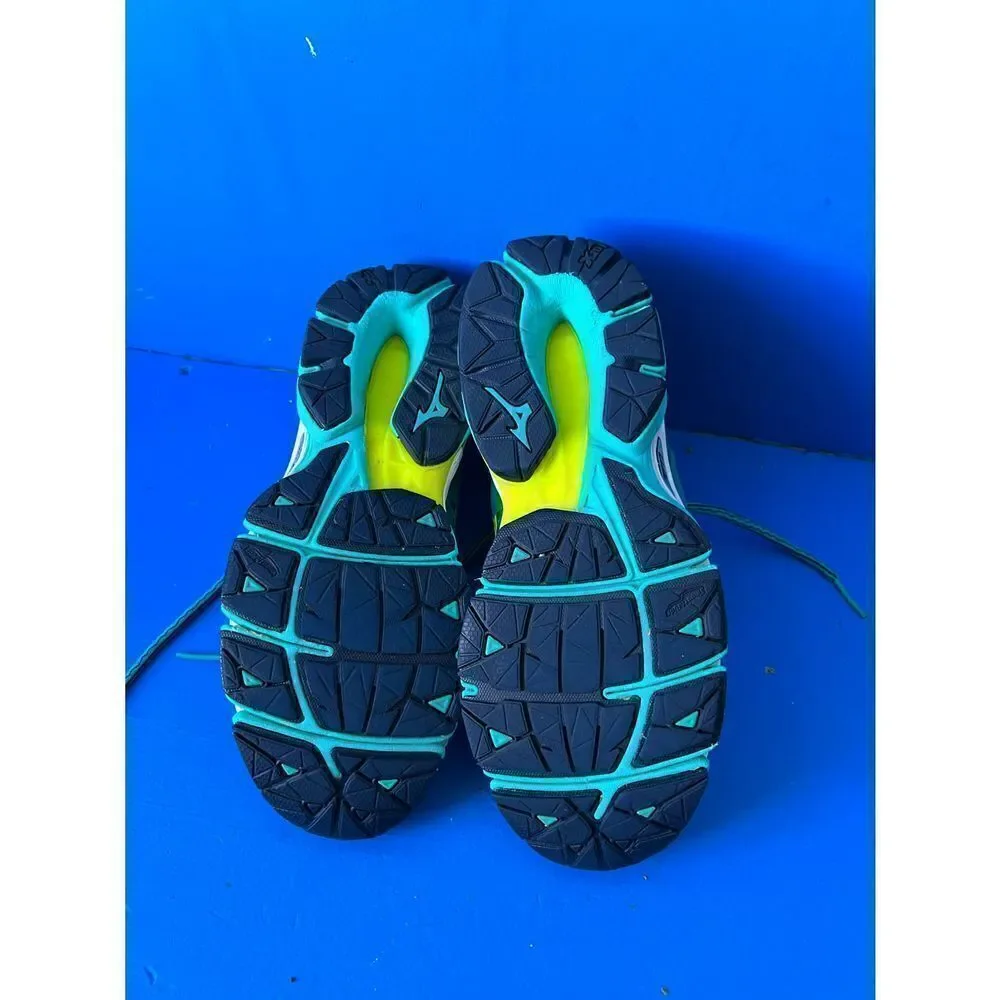 Mizuno Wave Lightning Z Black Silver Yellow Indoor Womens Volleyball Shoes